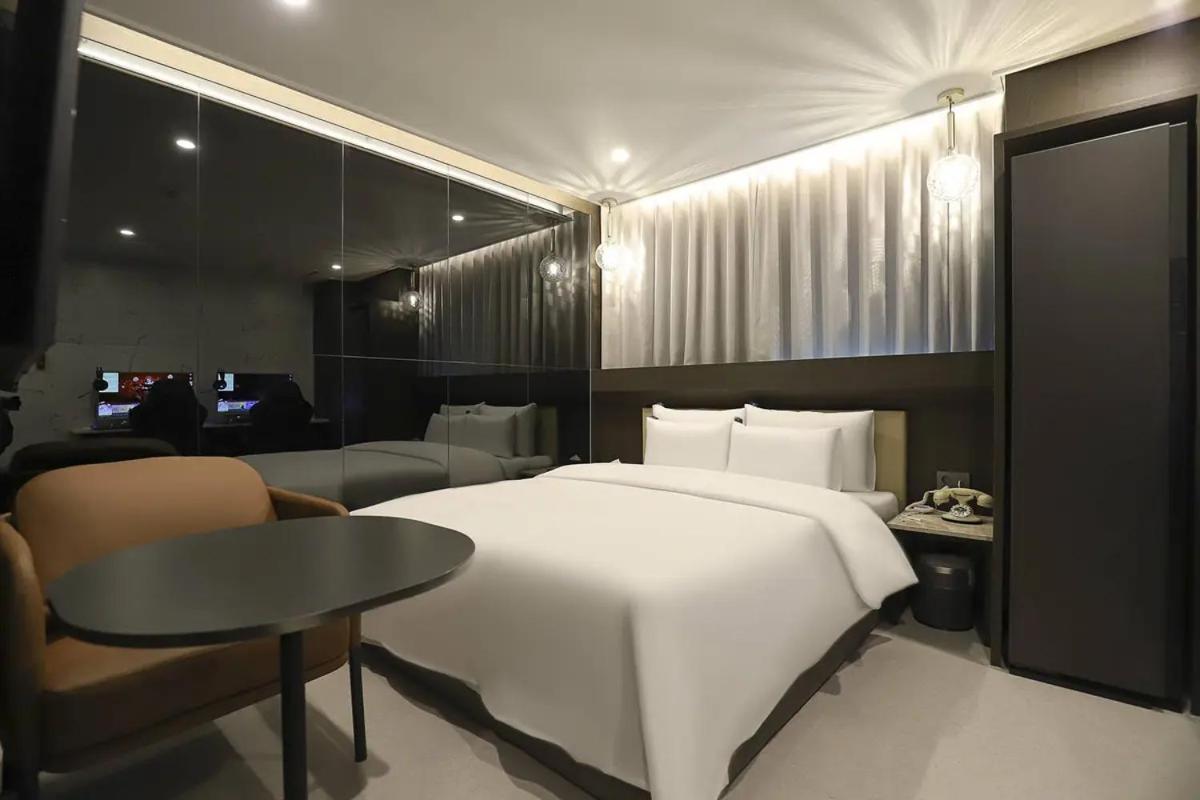Rosy Hotel Cheongju Exterior foto