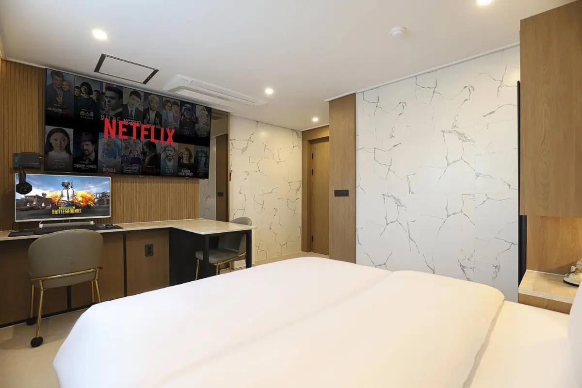Rosy Hotel Cheongju Exterior foto